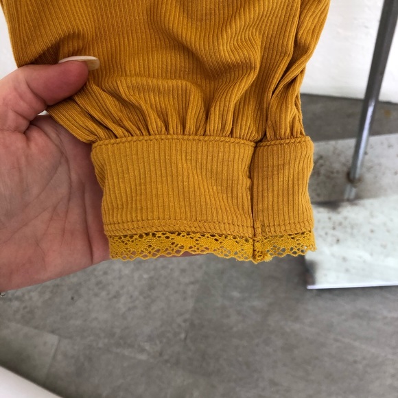 Free People Shimmy Shake Twist Tunic Top in Gold L - Picture 5 of 7